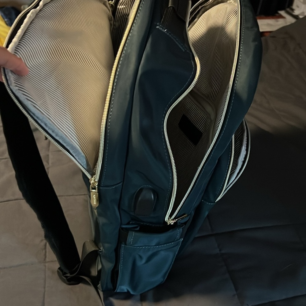 Backpack. NWOT - Picture 2 of 7